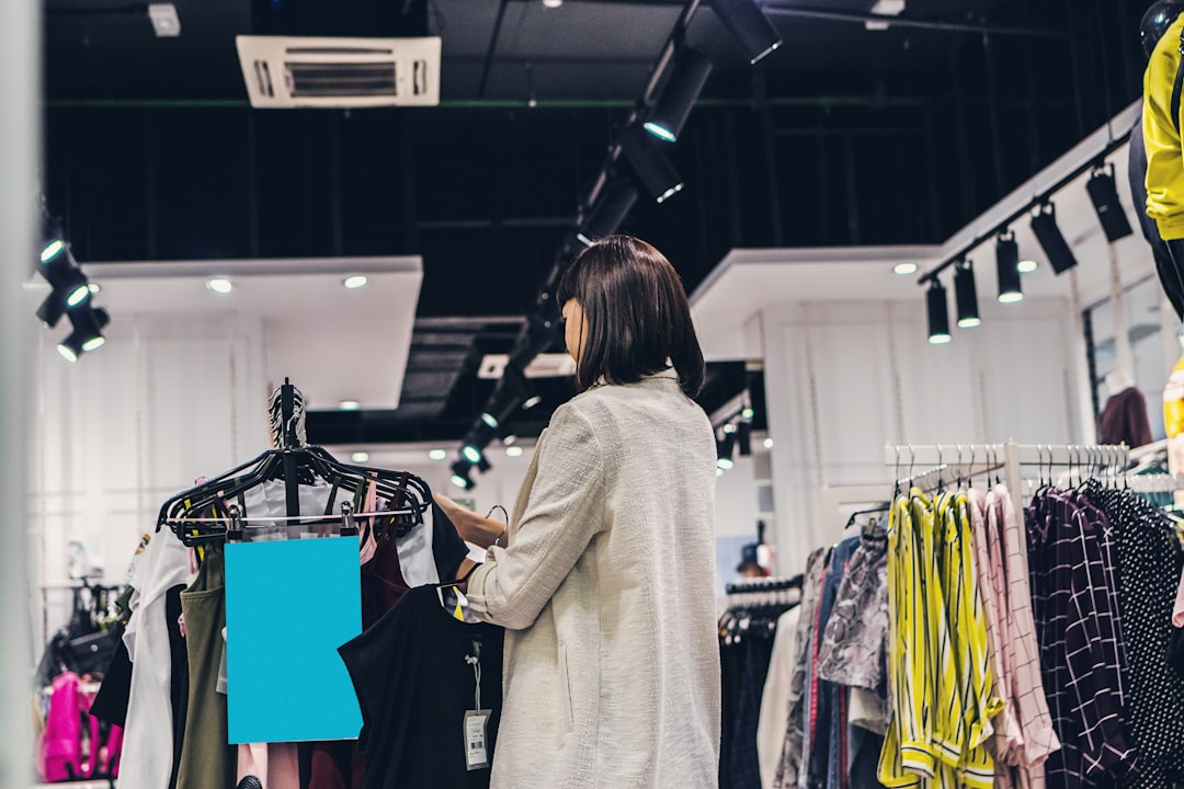 Robot Tailors: Bespoke Clothing in Under 24 Hours